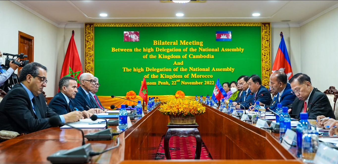 رئيس مجلس النواب يجري مباحثات مع رئيس الوزراء، ورئيسي الجمعية الوطنية ومجلس الشيوخ بمملكة كمبوديا