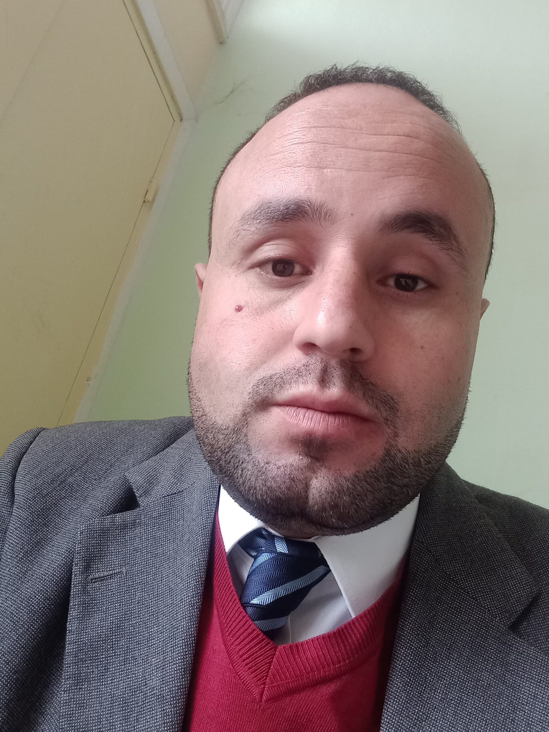ما وراء أجهزة كشف الغش في امتحانات الباكالوريا بقلم الأستاذ: حسن تزوضى