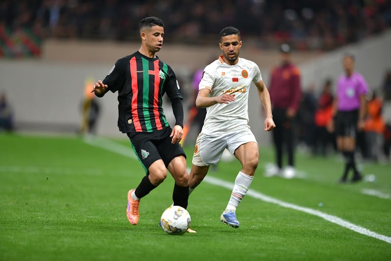 البطولة الاحترافية … الجيش الملكي يطرح تذاكر مواجهته النارية أمام نهضة بركان .