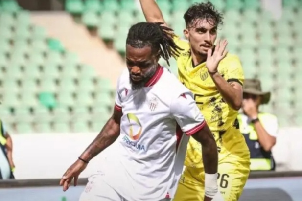 البطولة الاحترافية… المغرب الفاسي في اختبار الحفاظ على الصدارة أمام طموح حسنية أكادير.