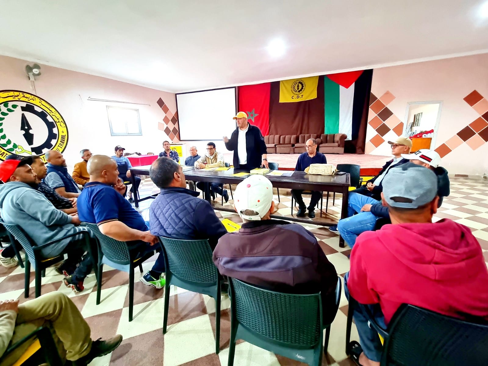 الفقيه بن صالح | الاتحاد المحلي للكونفدرالية الديمقراطية للشغل يشرف على اجتماع تحضيري لتظاهرة فاتح ماي