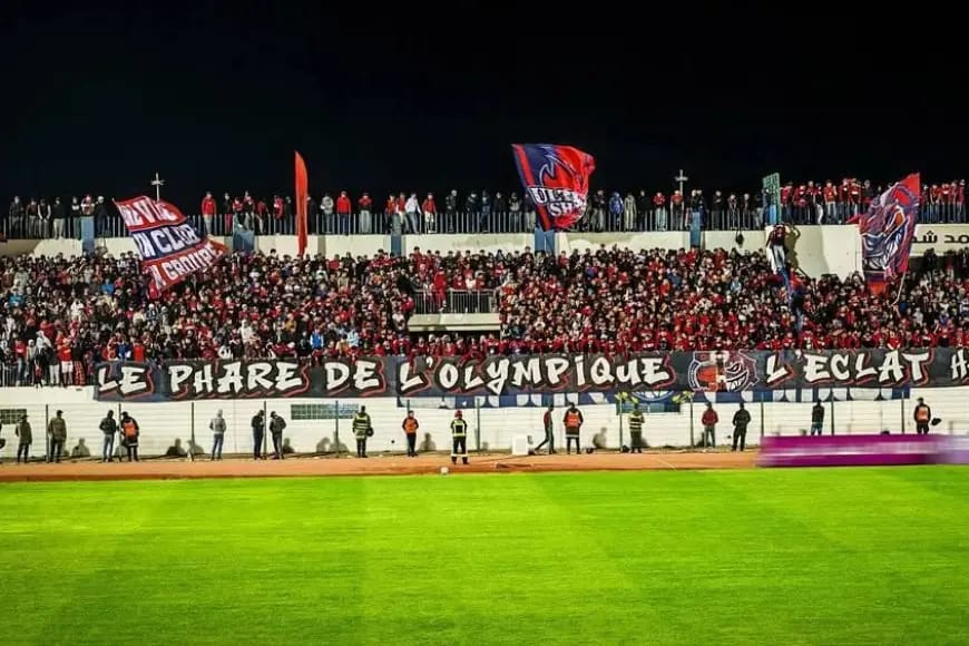 شغب جماهيري خلال مباراة الكوكب المراكشي وأولمبيك آسفي يثير التساؤلات حول العقوبات المنتظرة