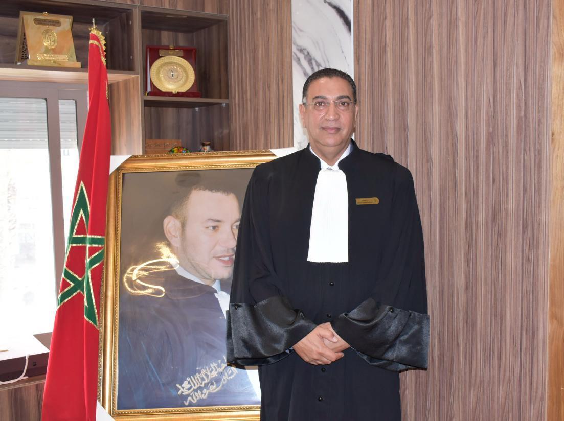 كواليس ساخنة تهز المشهد السياسي بمراكش.. من يقف وراء محاولات إبعاد النقيب العمراني؟