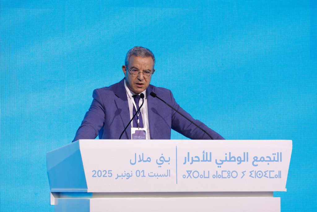 أوجار يهاجم الترحال الحزبي بعد التحاق لقجع بـ«البام»: لا تحتقروا ذكاء المغاربة.