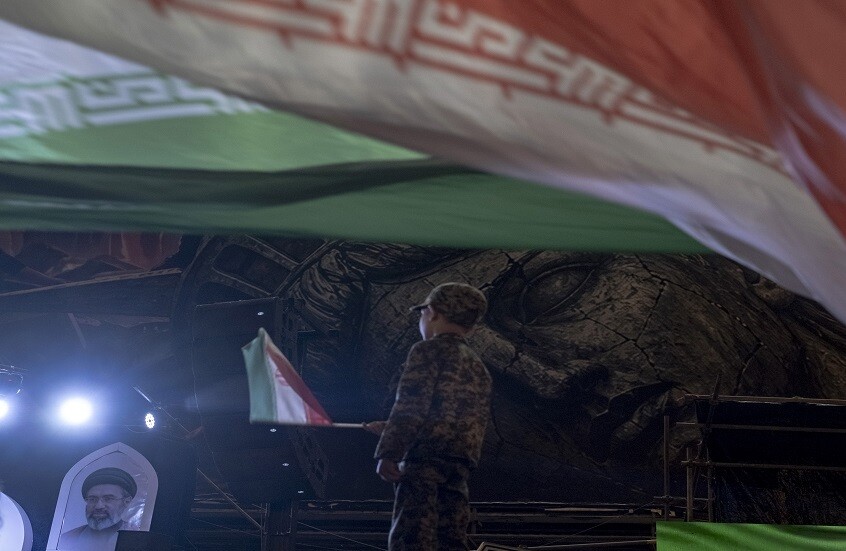 إيران.. 4 قتلى و50 جريحاً في غارة أمريكية استهدفت حفل زفاف جنوب البلاد