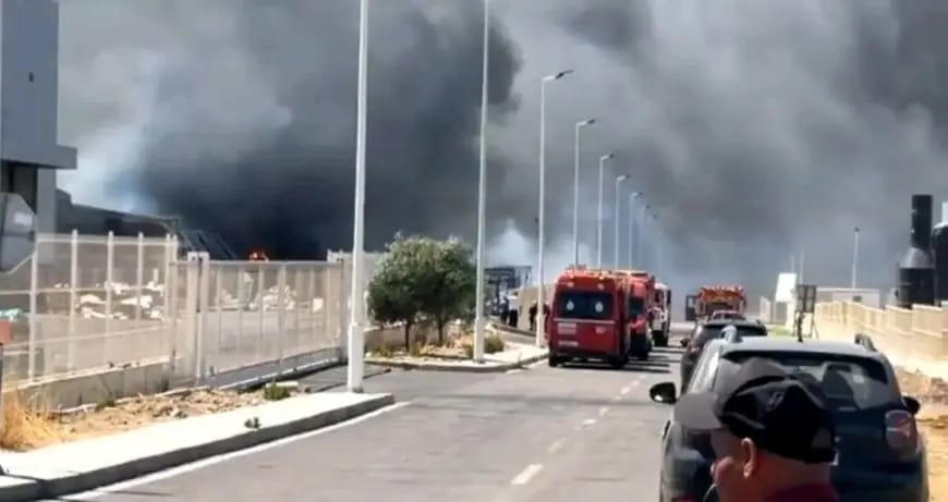 حريق مهول يلتهم 3 مصانع بالمنطقة الصناعية الفحص أنجرة واستنفار واسع للوقاية المدنية