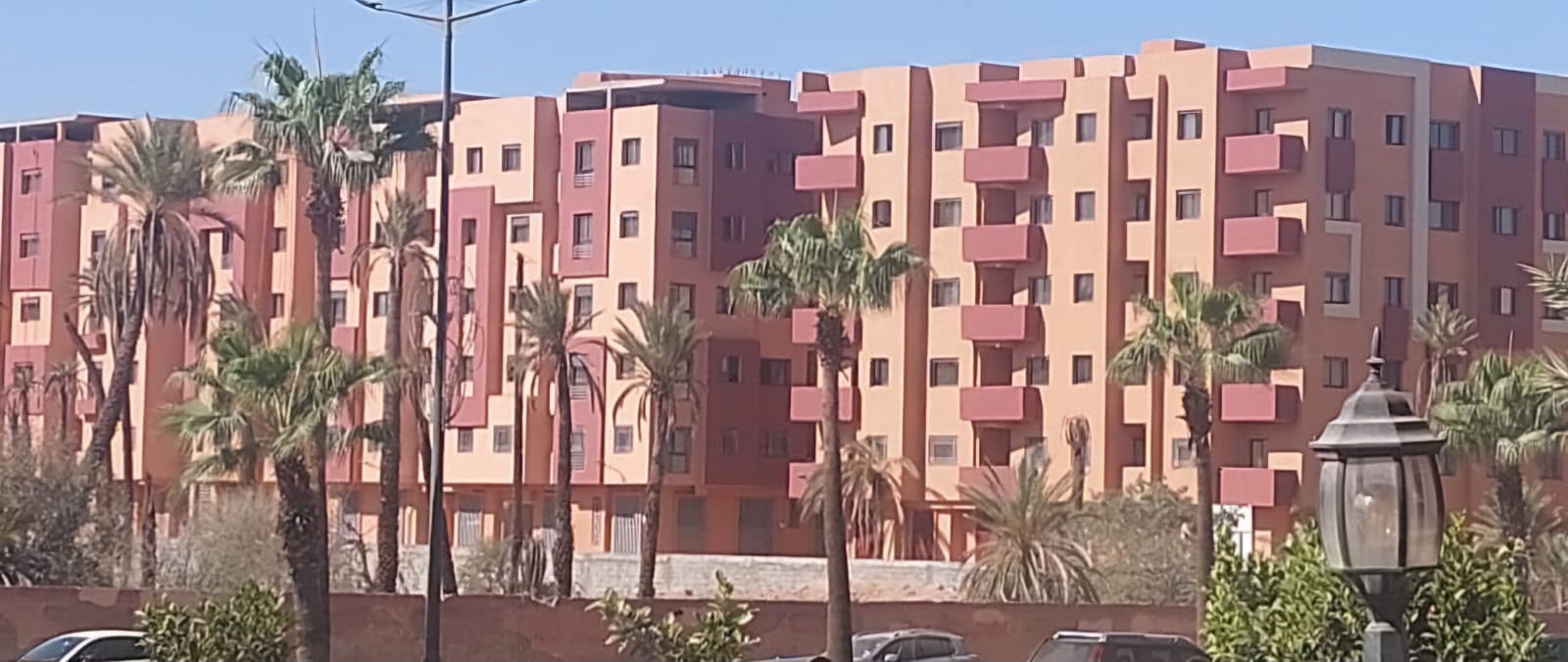 مراكش.. سنوات من الانتظار وأسر سكن وازيس تترقب تسلّم مفاتيح شققها