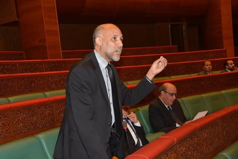 عبد الحق حيسان عندما كان ممثلٌ للعمل في البرلمان