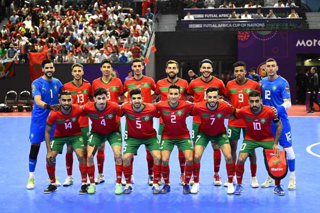 أسود القاعة أمام تحدي اللقب الرابع.. المغرب يواجه الجزائر في افتتاح “كان الفوتسال”